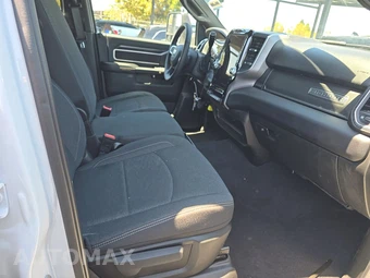 2025 Ram 2500 Big Horn Crew Cab Medium Bed - miniatura 8