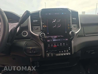 2025 Ram 2500 Big Horn Crew Cab Medium Bed - miniatura 10