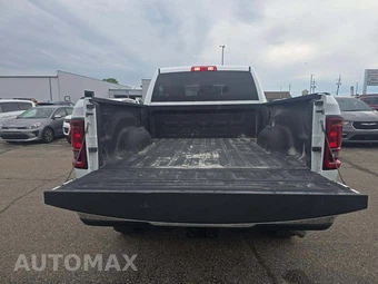 2025 Ram 2500 Big Horn Crew Cab Medium Bed - miniatura 14