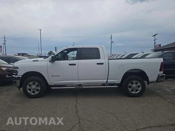 2025 Ram 2500 Big Horn Crew Cab Medium Bed - miniatura 2