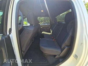 2025 Ram 2500 Big Horn Crew Cab Medium Bed - miniatura 10