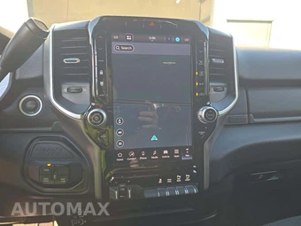2025 Ram 2500 Big Horn Crew Cab Medium Bed - miniatura 10