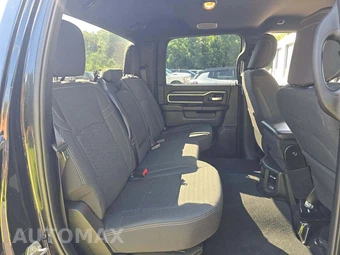 2025 Ram 2500 Big Horn Crew Cab Medium Bed - miniatura 16