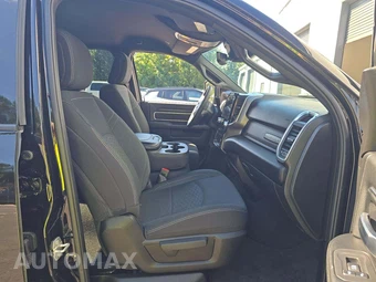 2025 Ram 2500 Big Horn Crew Cab Medium Bed - miniatura 18