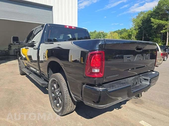 2025 Ram 2500 Big Horn Crew Cab Medium Bed - miniatura 2