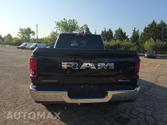 2025 Ram 2500 Big Horn Crew Cab Medium Bed - miniatura 5