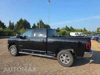2025 Ram 2500 Big Horn Crew Cab Medium Bed - miniatura 6