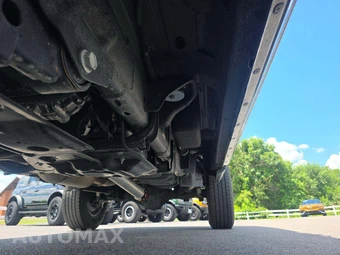 2025 Ram 2500 Laramie Crew Cab Medium Bed – miniatura 4