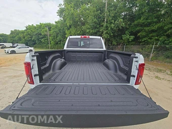 2025 Ram 2500 Laramie Crew Cab Medium Bed - miniatura 11