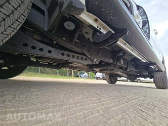 2025 Ram 2500 Laramie Crew Cab Medium Bed - miniatura 4