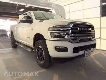 2025 Ram 2500 Laramie Crew Cab Medium Bed - miniatura 3