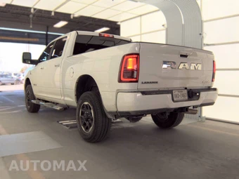 2025 Ram 2500 Laramie Crew Cab Medium Bed - miniatura 6