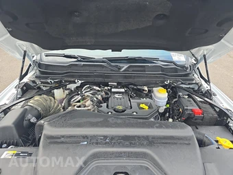 2025 Ram 2500 Laramie Crew Cab Medium Bed – miniatura 15