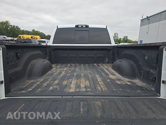 2025 Ram 2500 Laramie Crew Cab Medium Bed – miniatura 16
