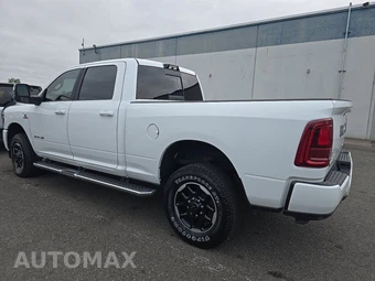 2025 Ram 2500 Laramie Crew Cab Medium Bed – miniatura 6