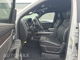 2025 Ram 2500 Laramie Crew Cab Medium Bed – miniatura 7