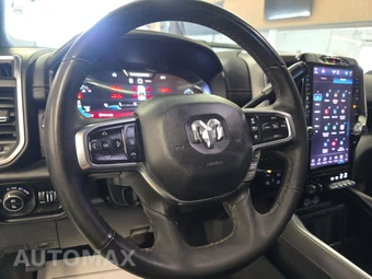 2025 Ram 2500 Laramie Crew Cab Medium Bed - miniatura 10
