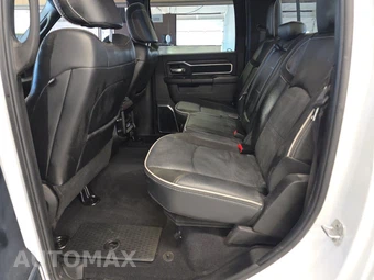 2025 Ram 2500 Laramie Crew Cab Medium Bed - miniatura 13