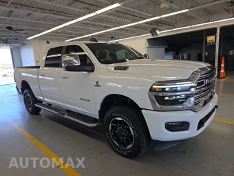 2025 Ram 2500 Laramie Crew Cab Medium Bed - miniatura 3