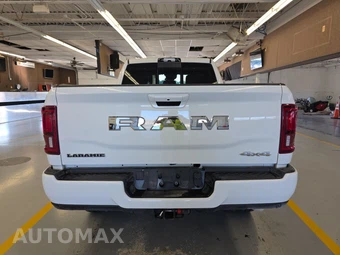 2025 Ram 2500 Laramie Crew Cab Medium Bed - miniatura 5