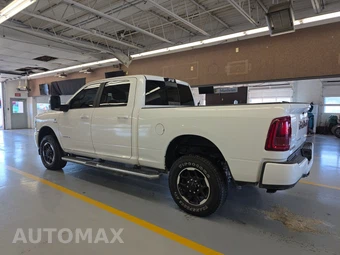 2025 Ram 2500 Laramie Crew Cab Medium Bed - miniatura 6