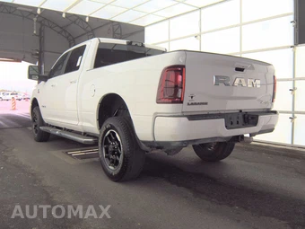 2025 Ram 2500 Laramie Crew Cab Medium Bed – miniatura 6