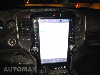 2025 Ram 2500 Laramie Crew Cab Medium Bed – miniatura 11