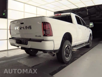 2025 Ram 2500 Laramie Crew Cab Medium Bed – miniatura 4