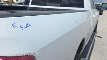 2025 Ram 2500 Laramie Crew Cab Medium Bed – miniatura 23