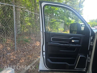 2025 Ram 2500 Laramie Crew Cab Medium Bed – miniatura 9