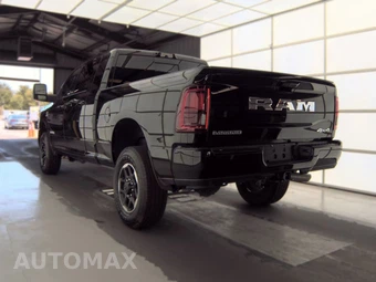 2025 Ram 2500 Laramie Extended Crew Cab Medium Bed - miniatura 6
