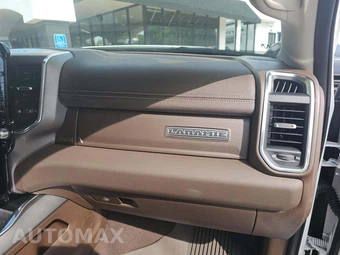 2025 Ram 2500 Laramie Extended Crew Cab Medium Bed – miniatura 19