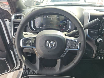 2025 Ram 2500 Laramie Extended Crew Cab Medium Bed - miniatura 10