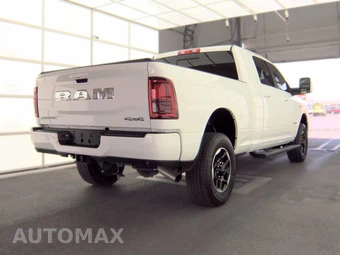 2025 Ram 2500 Laramie Extended Crew Cab Medium Bed - miniatura 4