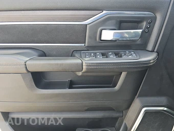 2025 Ram 2500 Laramie Extended Crew Cab Medium Bed - miniatura 9