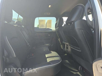 2025 Ram 2500 Limited Crew Cab Long Bed - miniatura 16