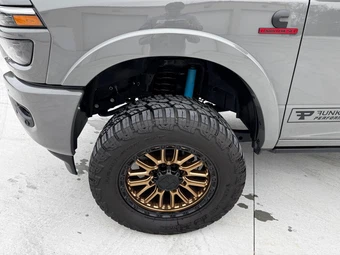 2025 Ram 2500 Limited Crew Cab Medium Bed - miniatura 10