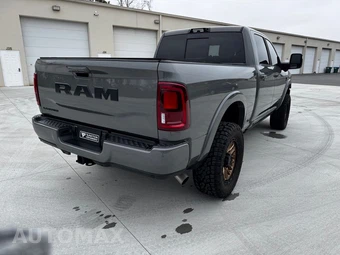 2025 Ram 2500 Limited Crew Cab Medium Bed - miniatura 7