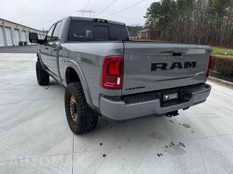 2025 Ram 2500 Limited Crew Cab Medium Bed - miniatura 8