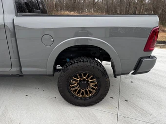 2025 Ram 2500 Limited Crew Cab Medium Bed - miniatura 9