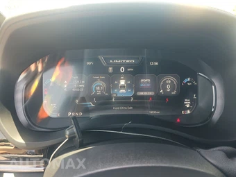 2025 Ram 2500 Limited Extended Crew Cab Medium Bed – miniatura 12