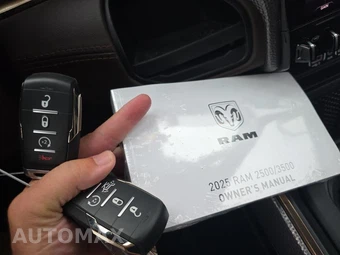 2025 Ram 2500 Limited Longhorn Crew Cab Medium Bed - miniatura 22