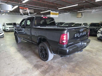 2025 Ram 2500 Lone Star Crew Cab Medium Bed - miniatura 2