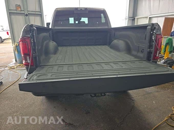 2025 Ram 2500 Power Wagon Crew Cab Medium Bed – miniatura 14