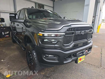 2025 Ram 2500 Power Wagon Crew Cab Medium Bed – miniatura 4
