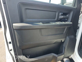 2025 Ram 2500 Tradesman Crew Cab Medium Bed - miniatura 9