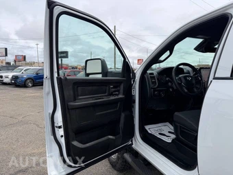 2025 Ram 2500 Tradesman Crew Cab Medium Bed - miniatura 11