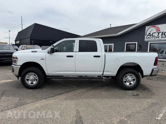 2025 Ram 2500 Tradesman Crew Cab Medium Bed - miniatura 2