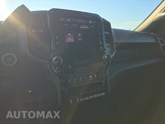 2025 Ram 2500 Tradesman Crew Cab Medium Bed - miniatura 11