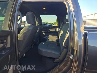 2025 Ram 2500 Tradesman Crew Cab Medium Bed - miniatura 13